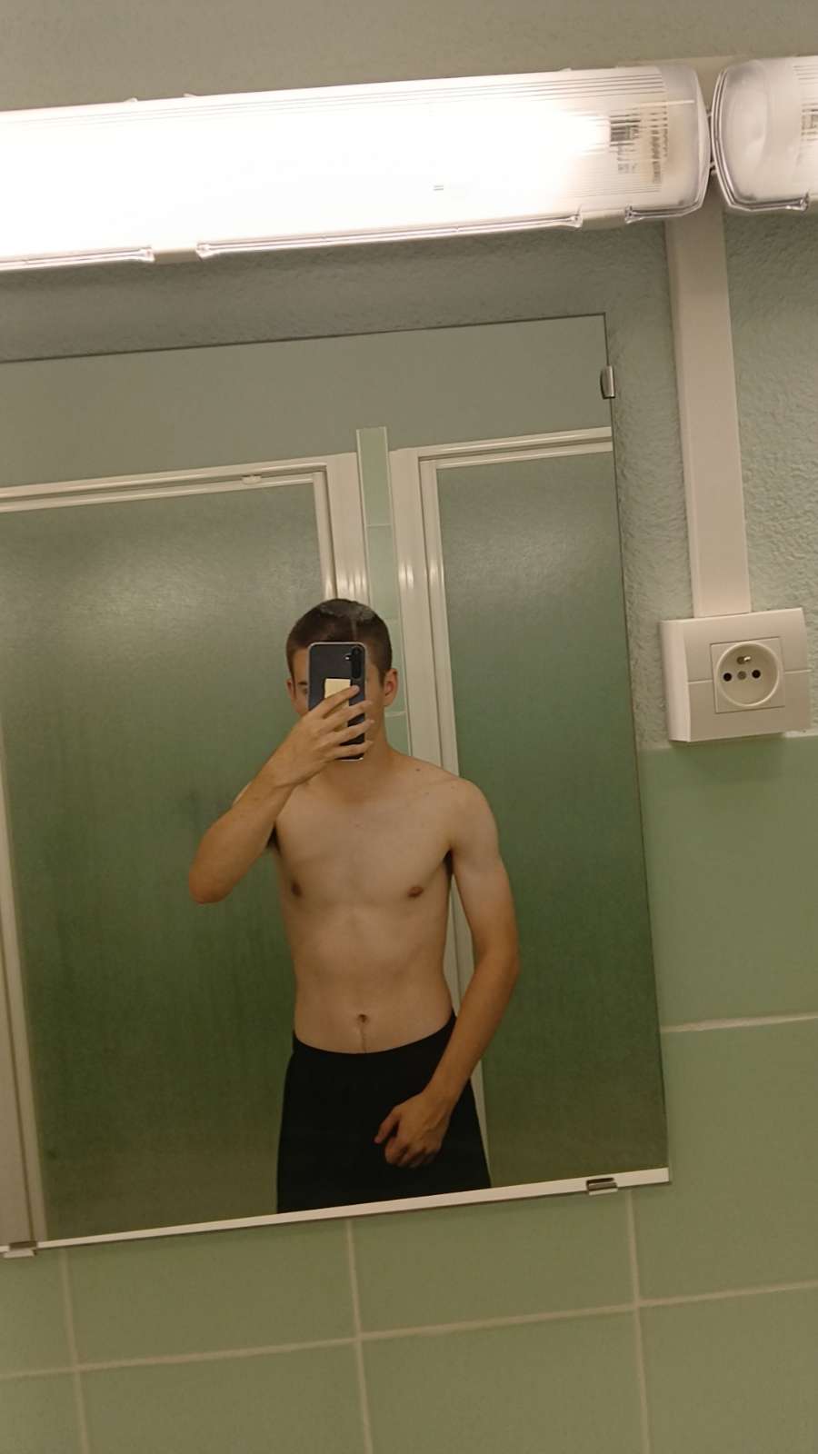 Profil de Umutcan, 19 ans, Speed Dating France à Gilhoc-sur-Ormèze