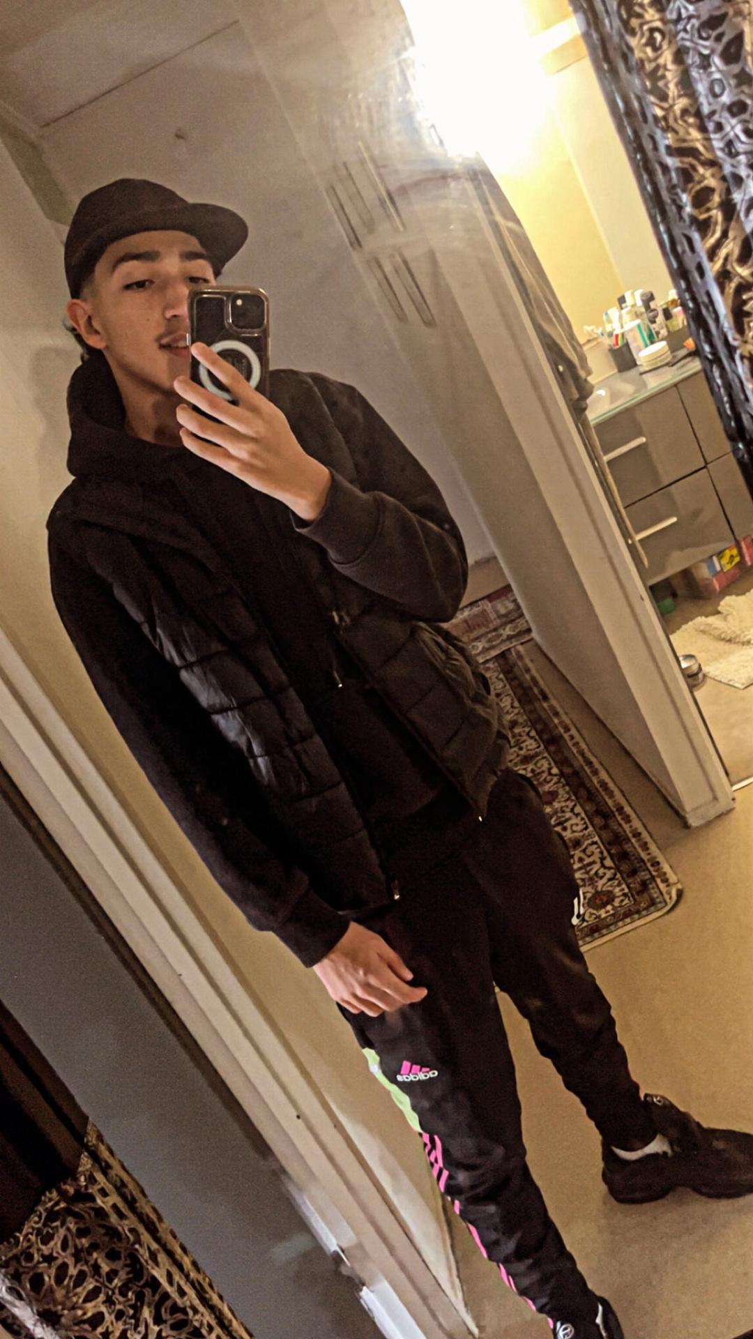 Profil de Ezzeddine, 21 ans, Speed Dating France à Lompnas
