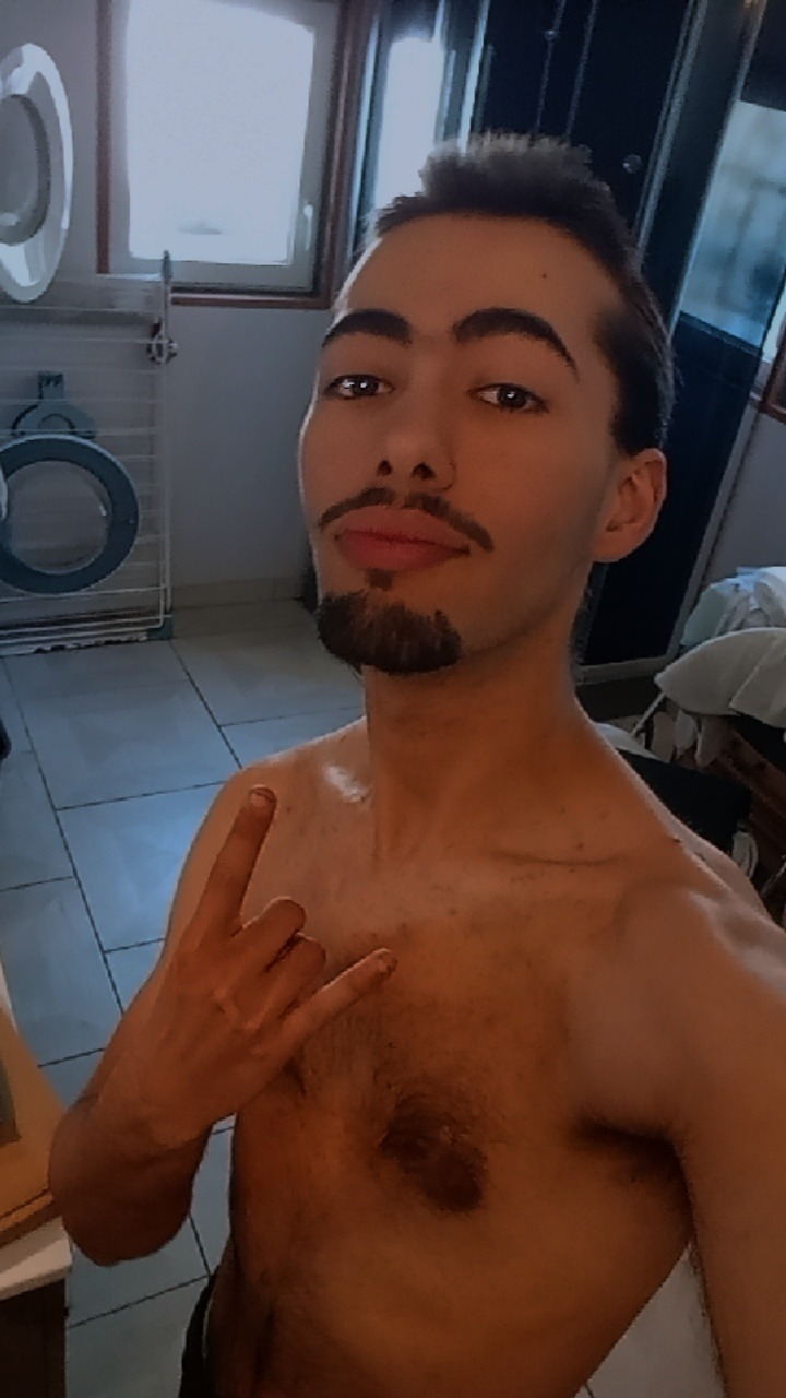 Profil de Cecil, 21 ans, Speed Dating France à Saint-Hilaire