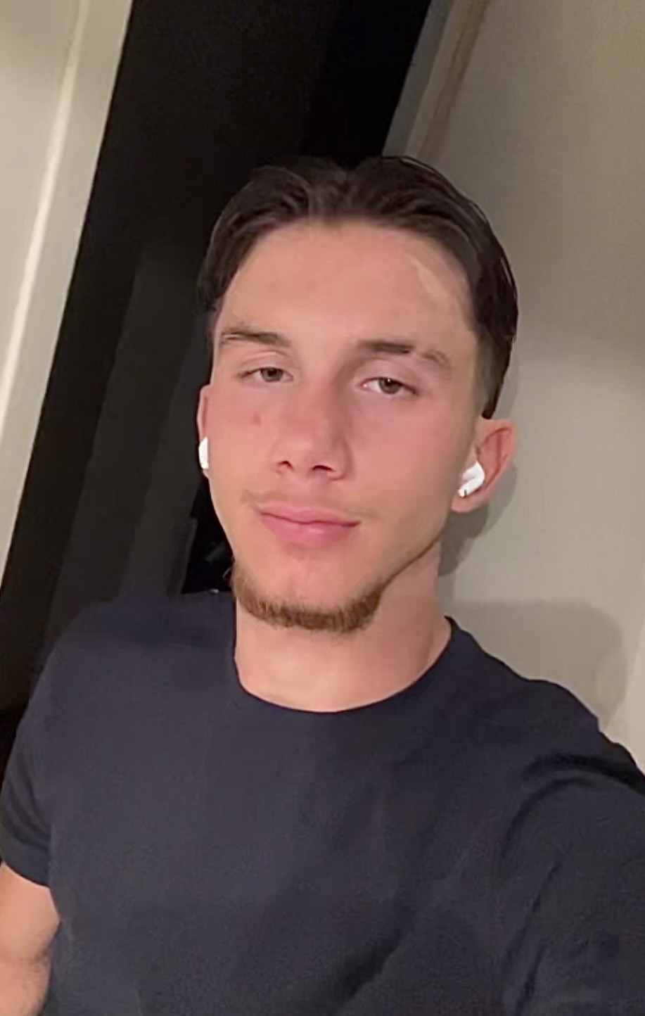 Profil de Junaid, 20 ans, Speed Dating France à Queaux